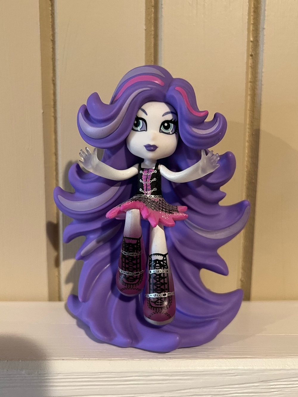Monster High Spectra Vondergeist Vinyl Doll